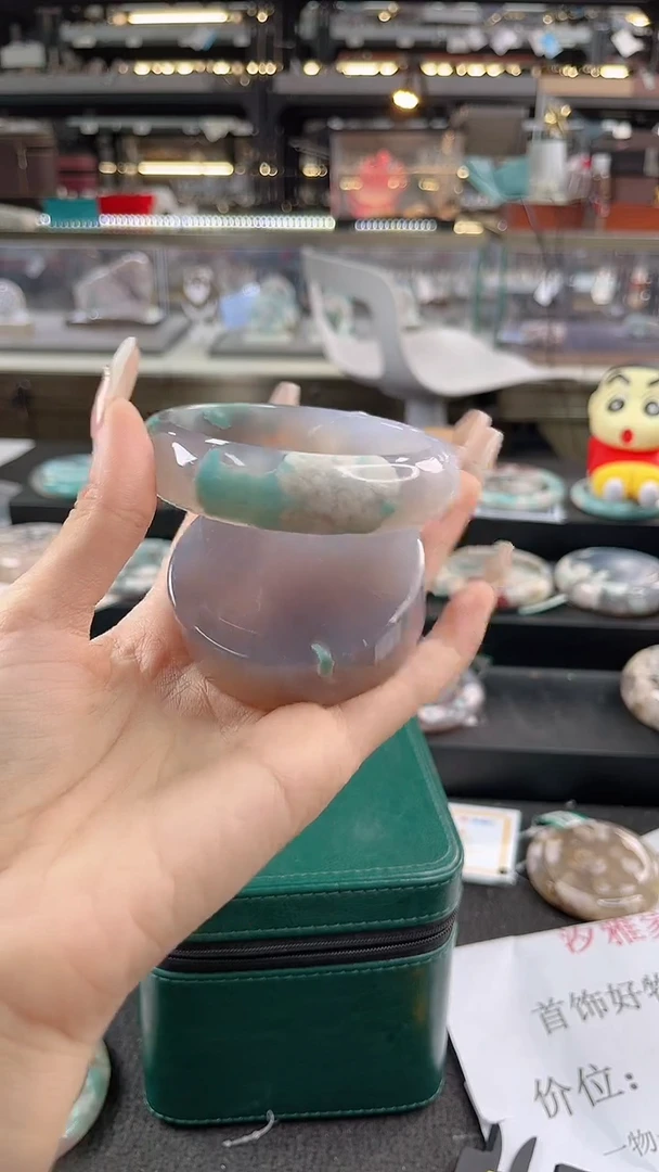 未镶嵌手镯石英质玉瑾圈口（赠品镯心）