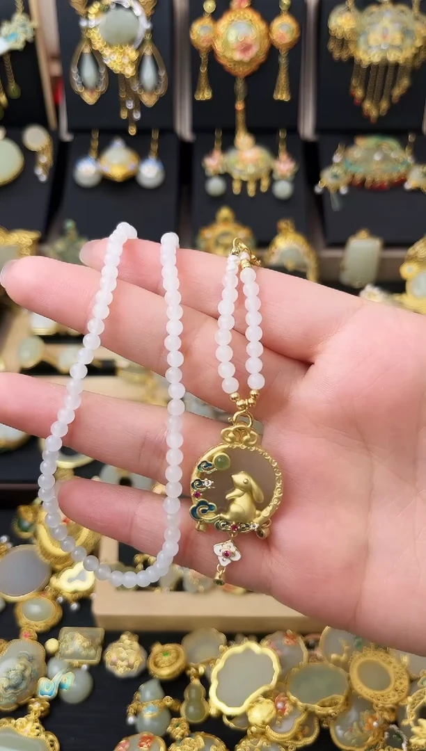 颈饰银S925镀金镶嵌和田玉兔子望月流苏吊坠配DIY珠串