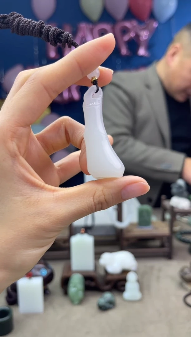 【闪购商品】和田玉颈饰未镶嵌1