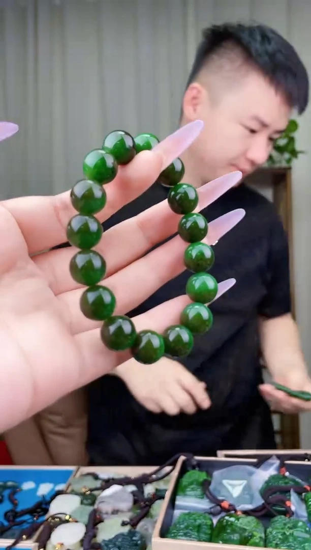 未镶嵌和田玉挂件拍一发一，多样性发货！