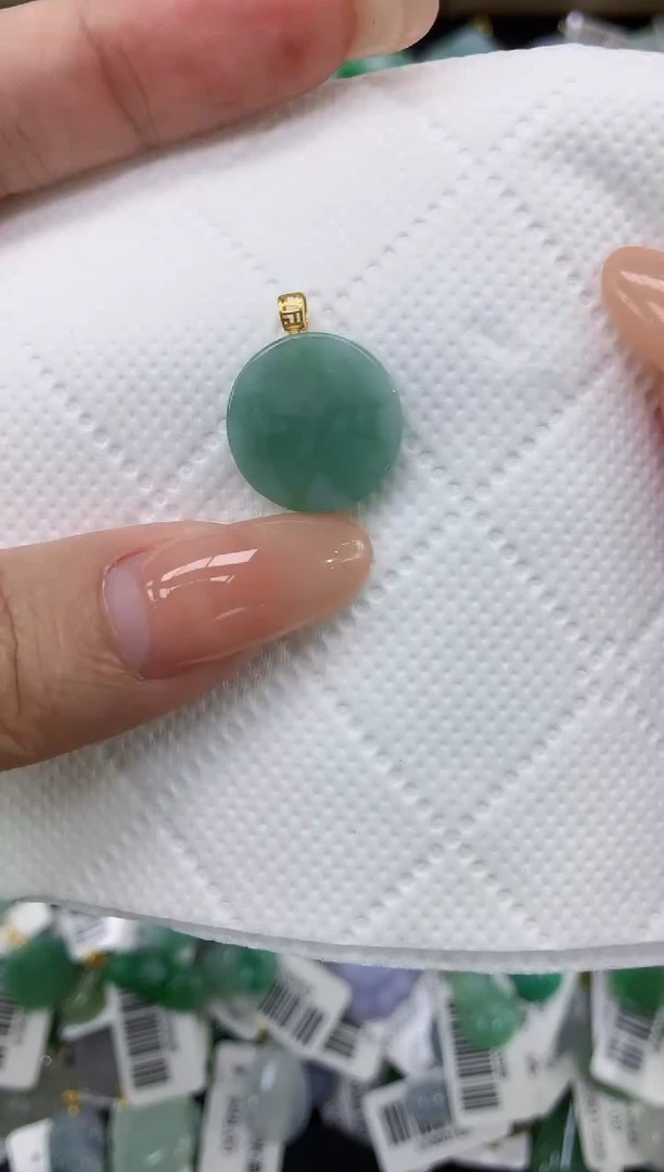 颈饰未镶嵌翡翠11111111111