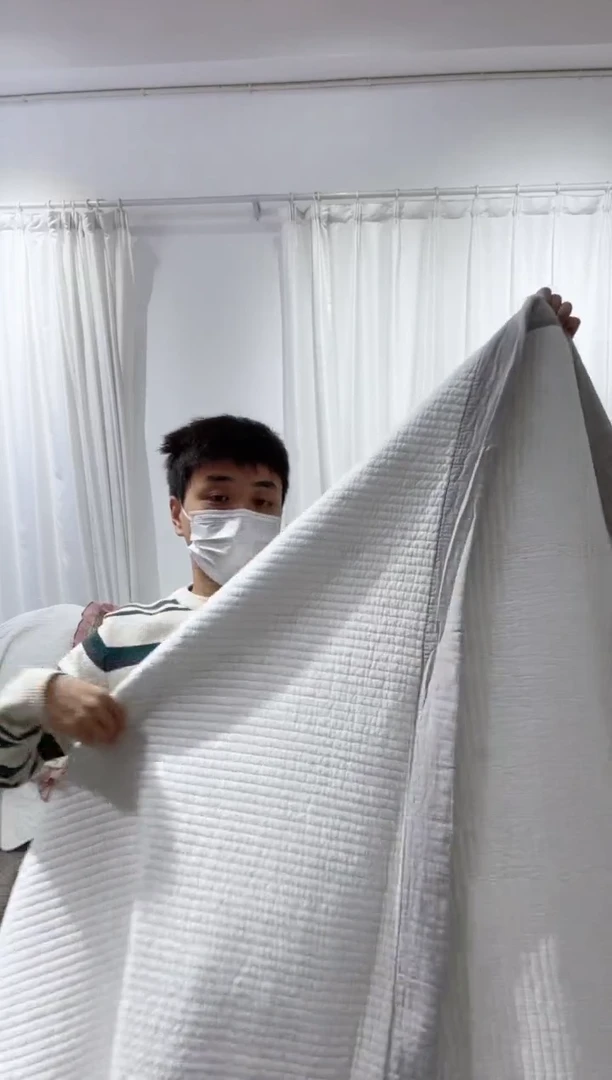 棉220*230纯棉床盖102号破损瑕疵