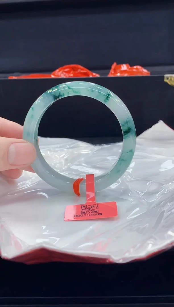 未镶嵌手镯翡翠翡翠手镯