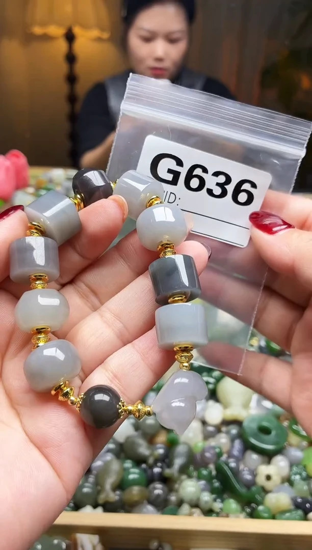 颈饰未镶嵌和田玉S****y1