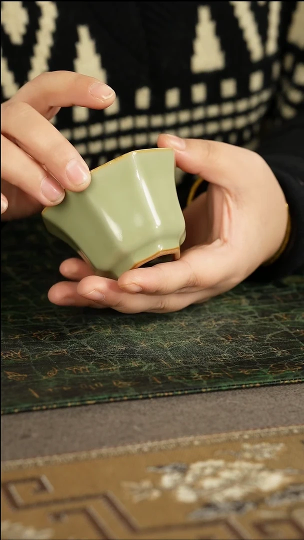 锅**?善窑厂汝窑柴窑粉青八方杯