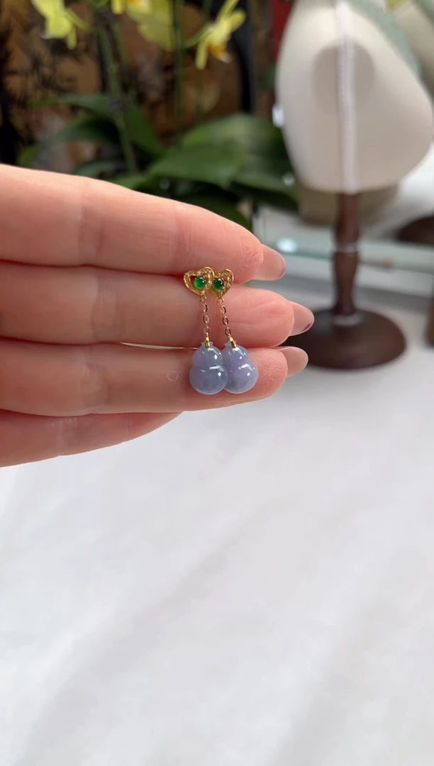 18K金镶嵌翡翠耳饰翡翠耳饰