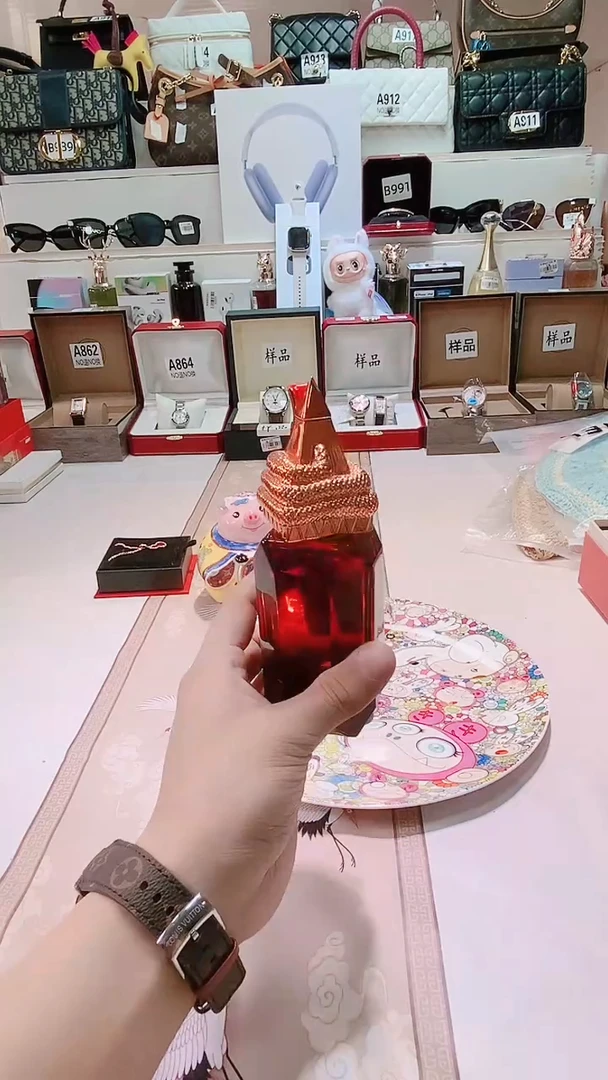 瓷片瓷器 库房到期 全部地板价@@1