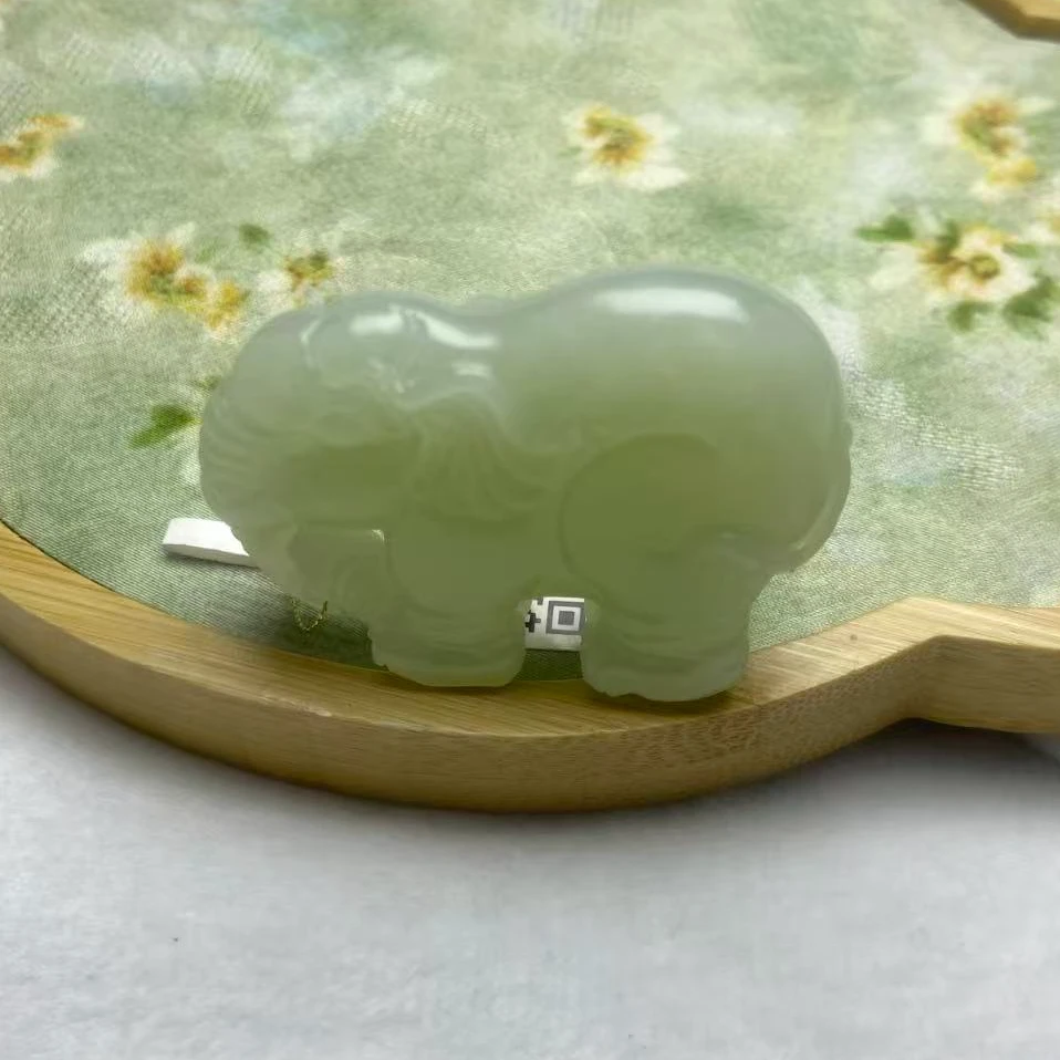 大象玉佩和田玉S016