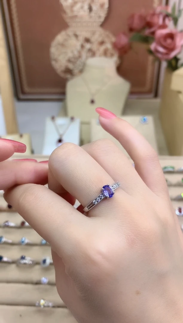 银S925镶嵌戒指坦桑石蕾丝坦桑石戒指