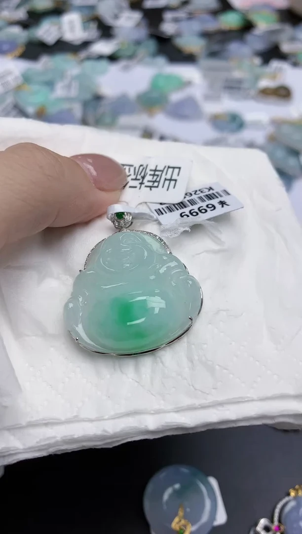 【闪购商品】翡翠颈饰18K金镶嵌天然缅甸翡翠A货