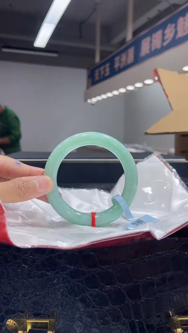 未镶嵌手镯翡翠1 5657