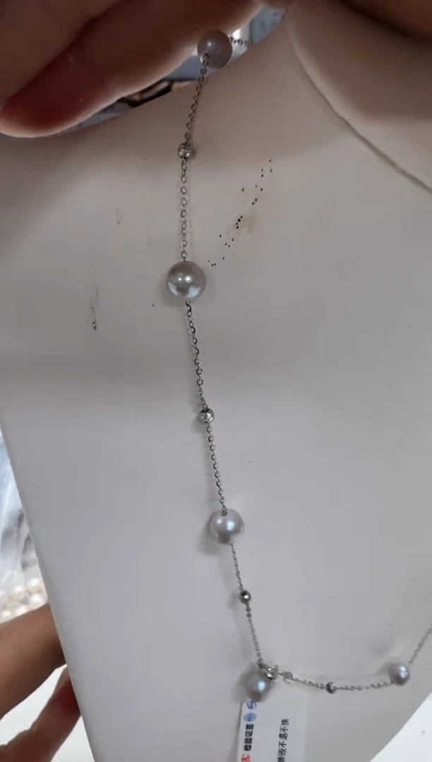 【闪购商品】海水珍珠颈饰银S925镶嵌项链真多麻满天星