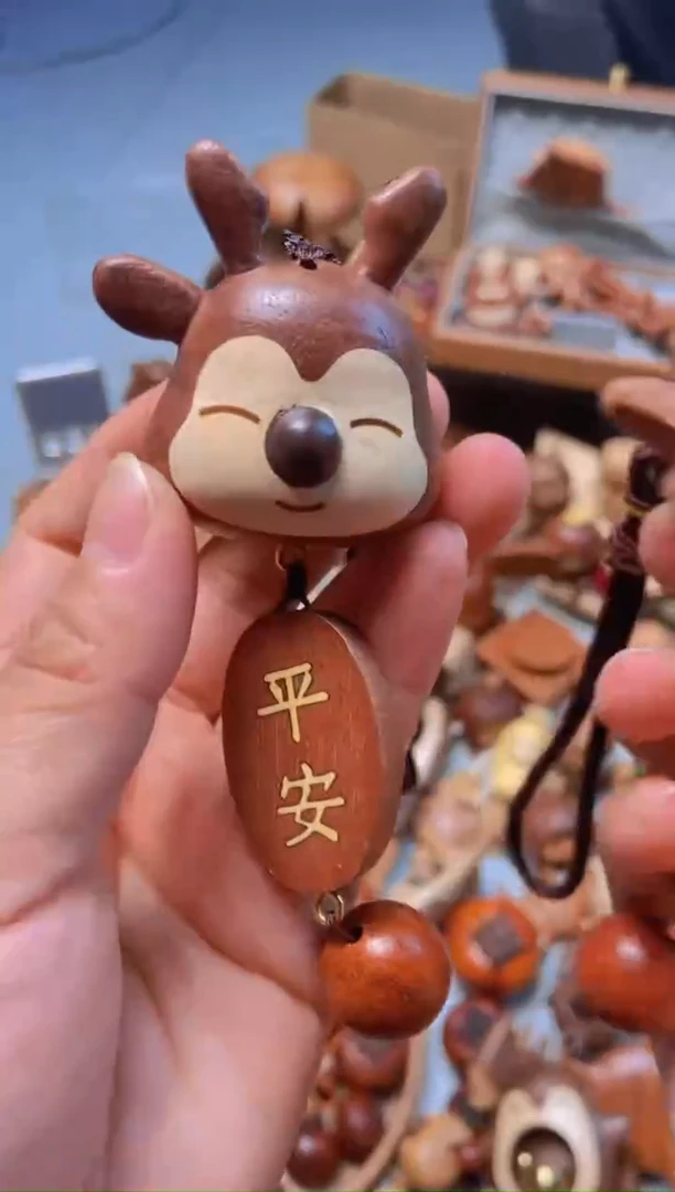 瑕疵一鹿平安挂件