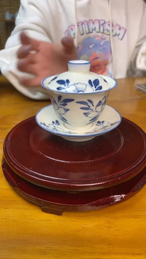 杯兰花瓷三才盖碗