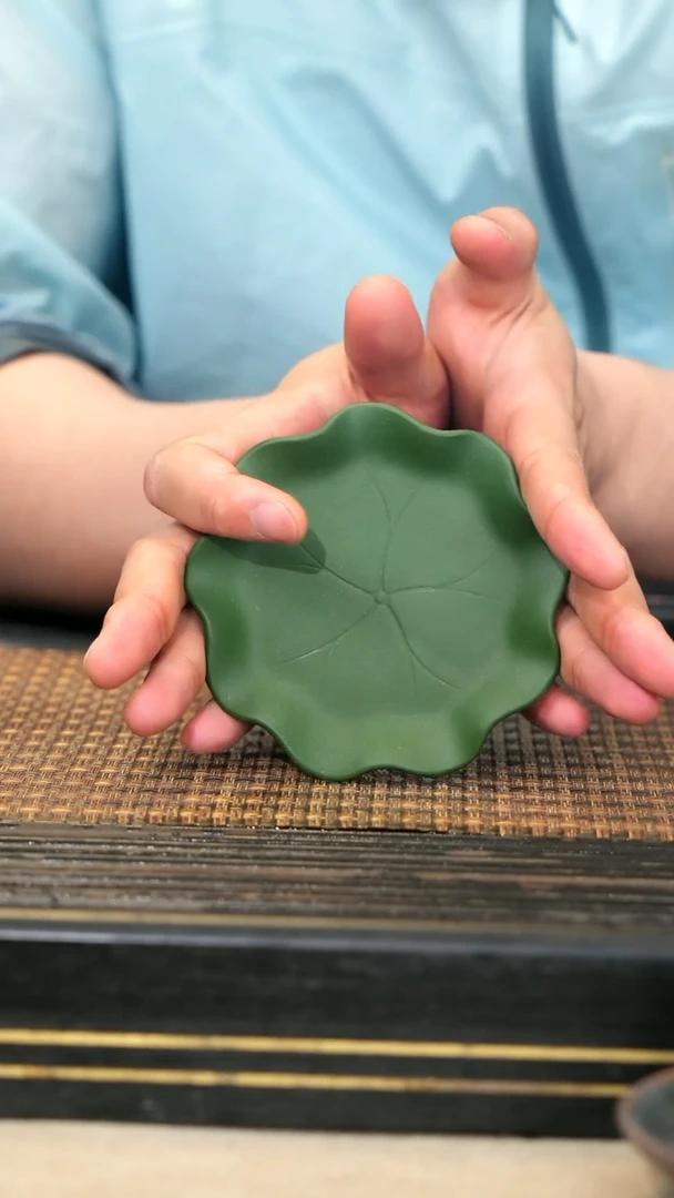 紫砂壶7《荷叶杯垫》民国绿