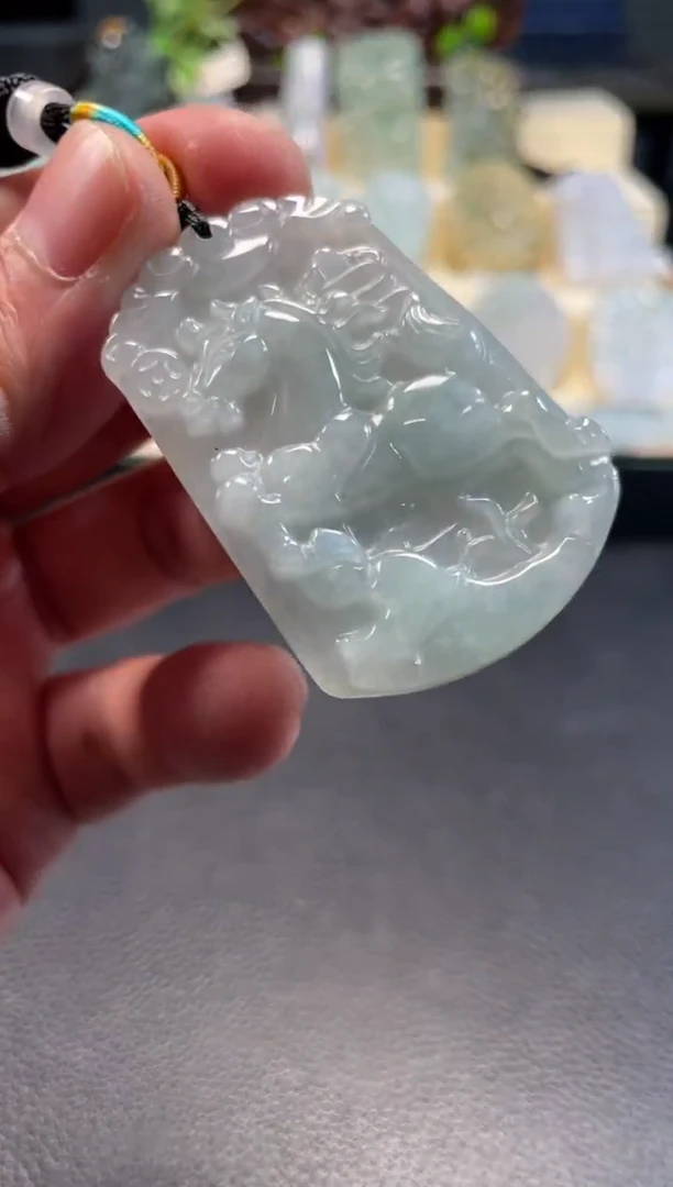 颈饰未镶嵌翡翠12/16/070