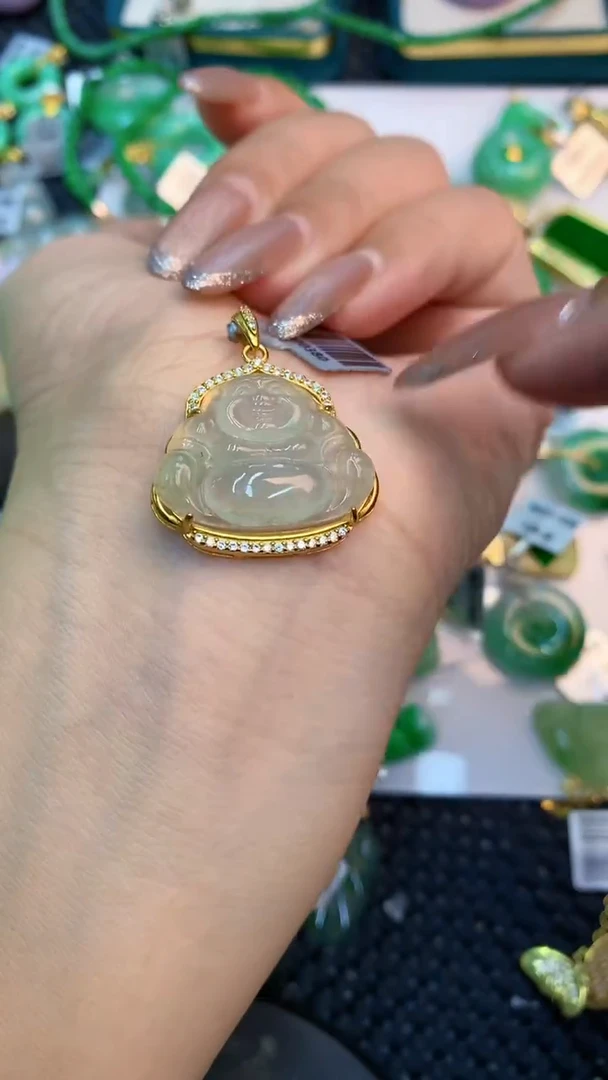 颈饰未镶嵌翡翠1