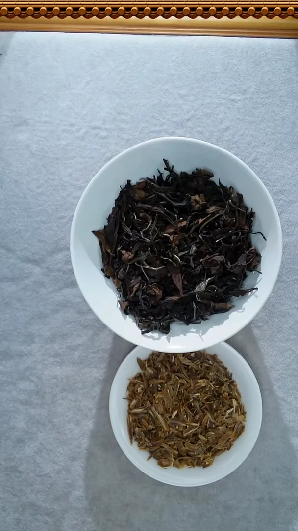 稳定木寿眉级老白cha 500克+沉水勾丝40克