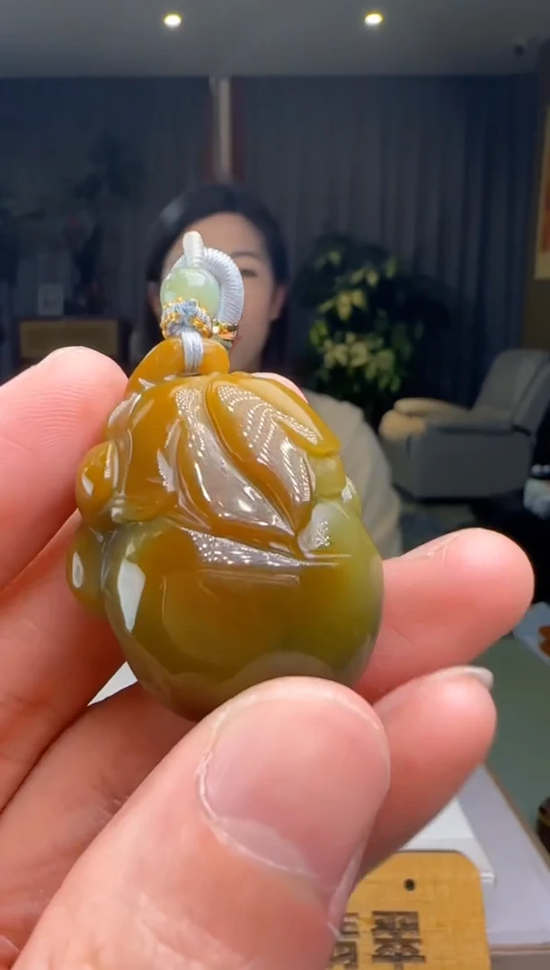 【闪购商品】翡翠吊坠(不含链)未镶嵌DY@@60B7J13373