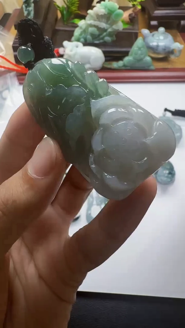 吊坠(不含链)未镶嵌翡翠1