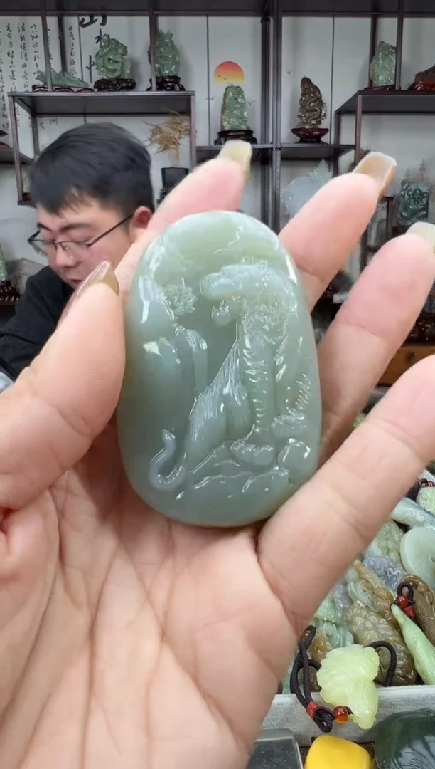 未镶嵌和田玉把件1