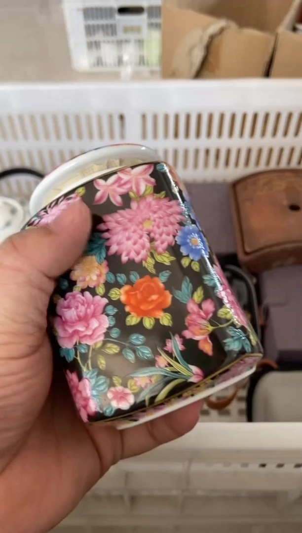 无运费险有瑕疵的摄影的产品有使用过的痕迹有点脏介意勿拍