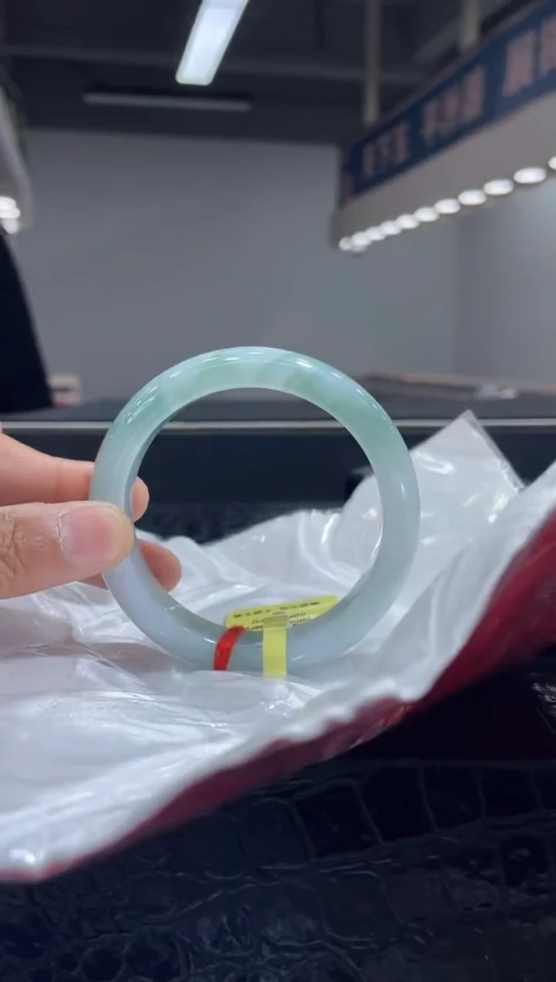 未镶嵌手镯翡翠9