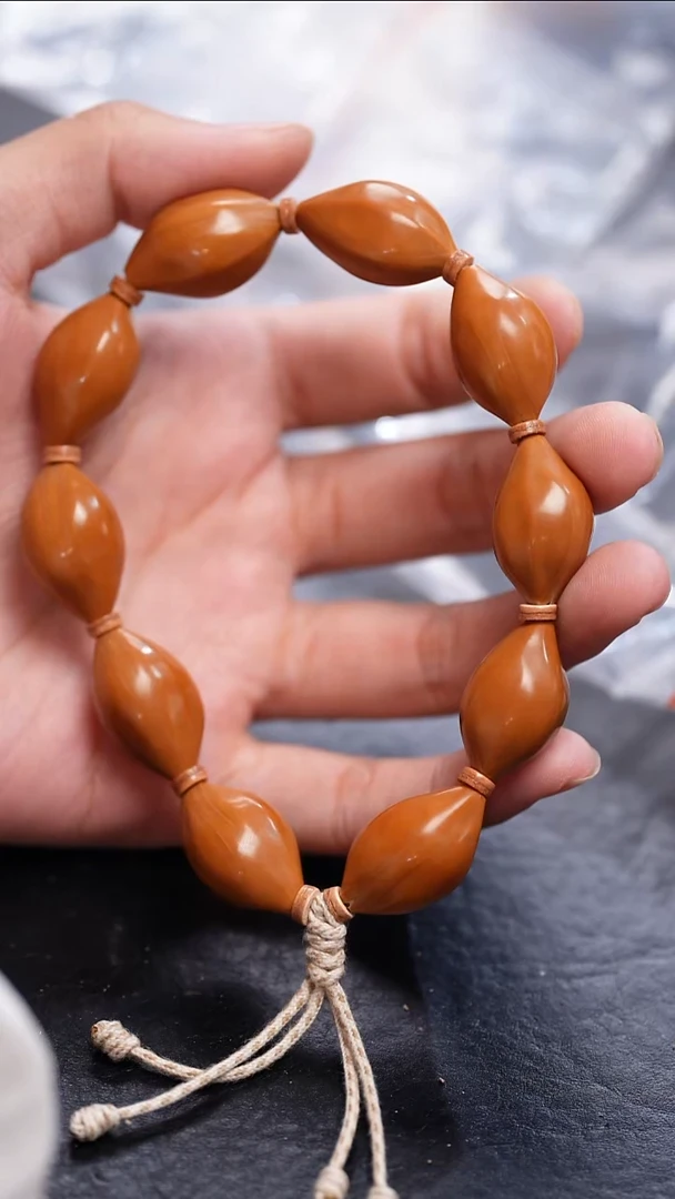 手串橄榄核浮力