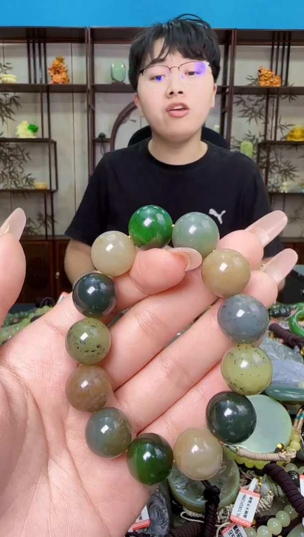 颈饰未镶嵌和田玉多样性发一