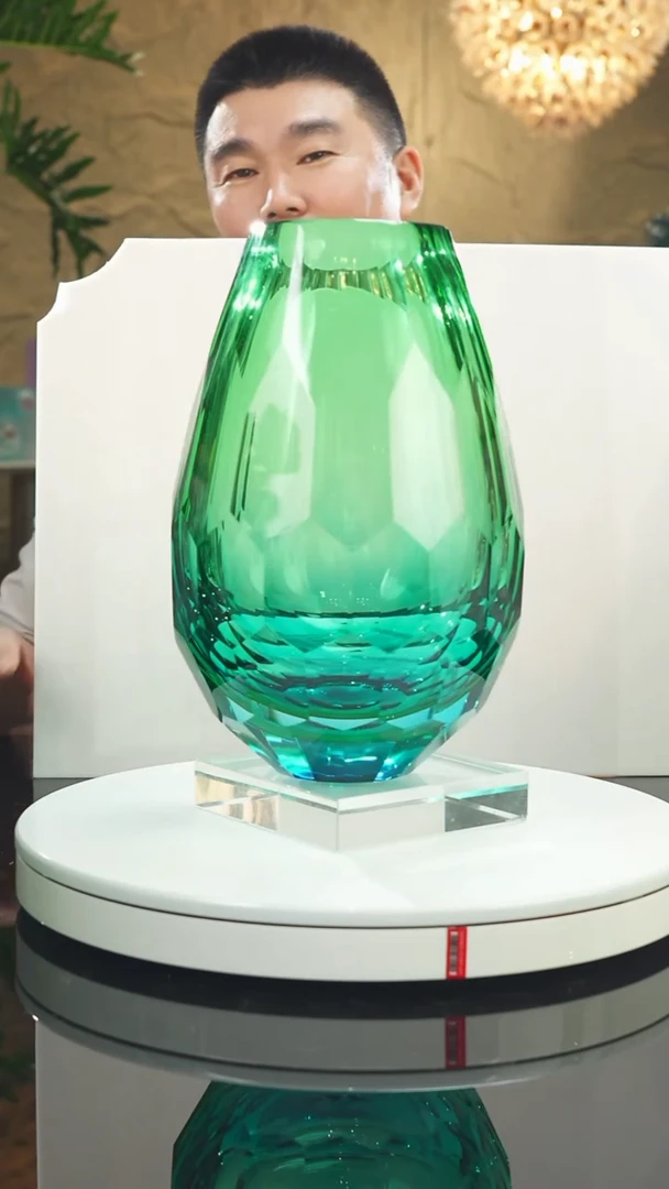 【闪购商品】瓷片福利蓝绿切面花瓶带底座