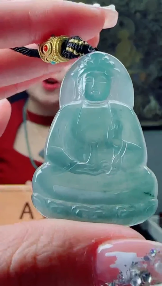 【闪购商品】翡翠颈饰未镶嵌小素衣多样性随机发其一