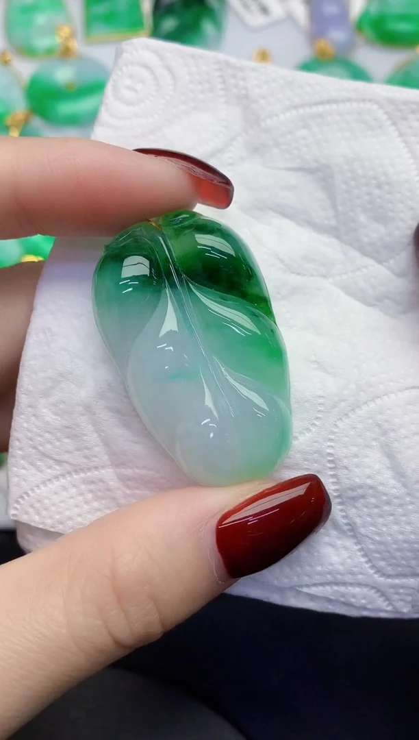 颈饰未镶嵌翡翠缅甸天然翡翠a货