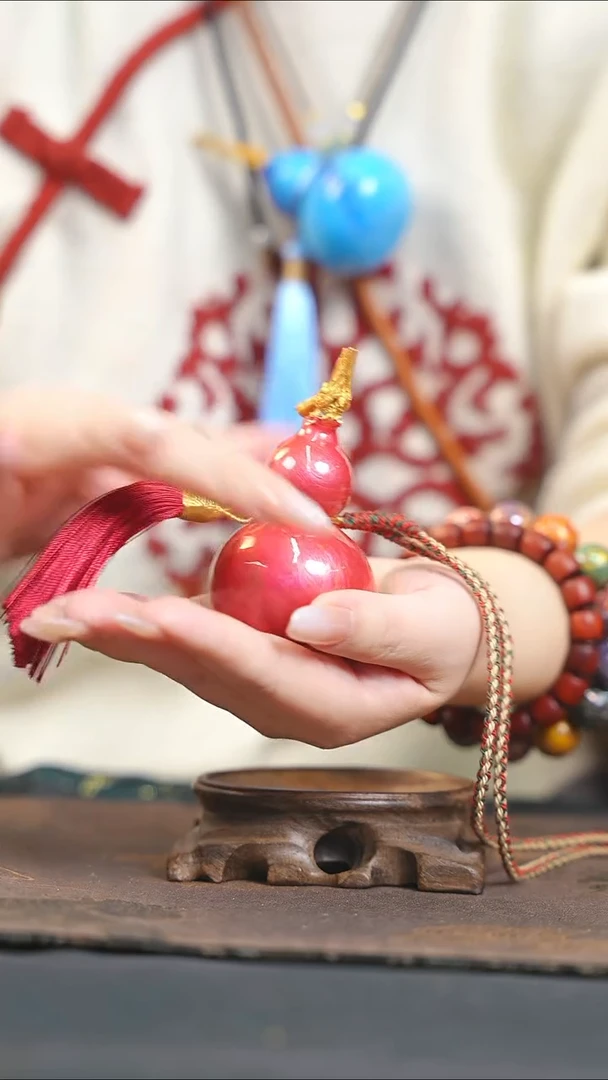 【闪购商品】RD147漂漆精致小手捻{未开口}