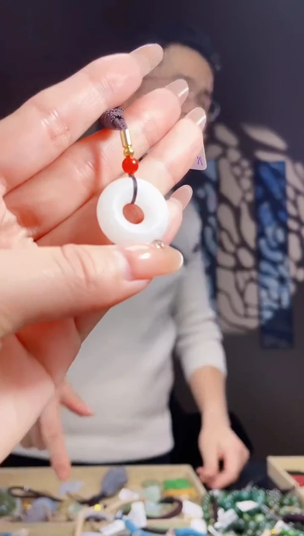 【闪购商品】和田玉颈饰未镶嵌拍一发一