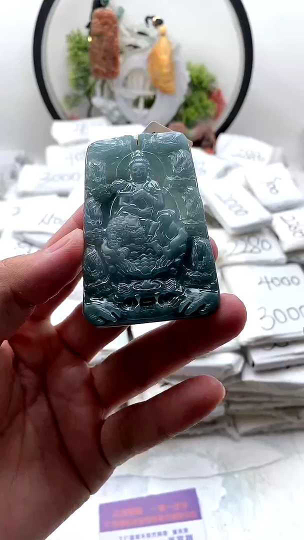 颈饰未镶嵌翡翠文殊