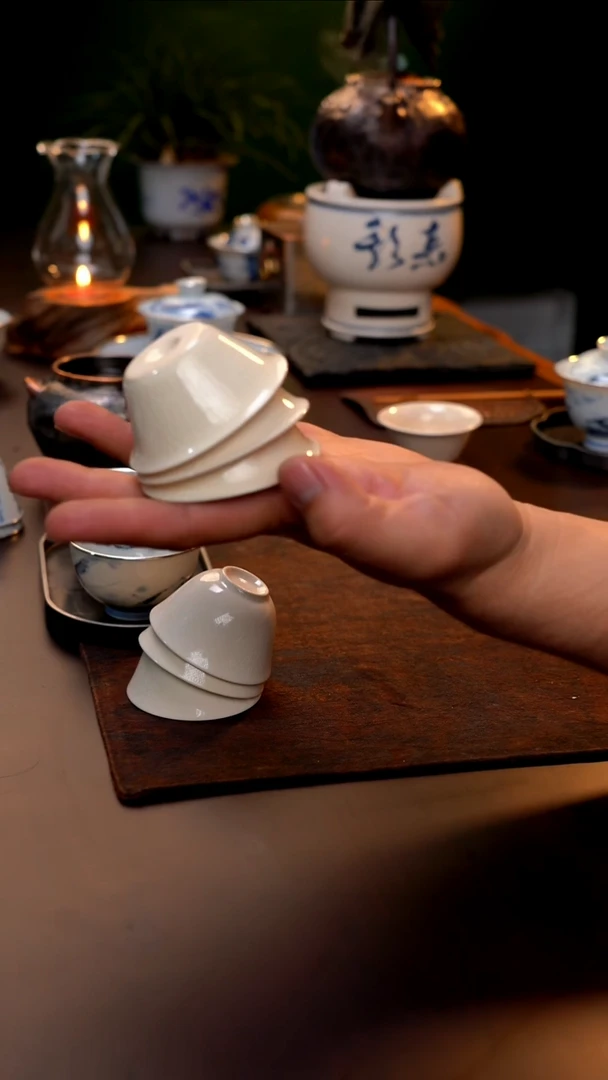 漳窑开片马蹄杯（三只）