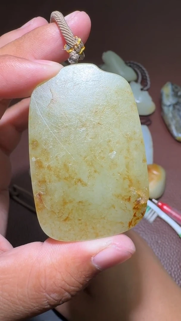 未镶嵌和田玉挂件和田玉