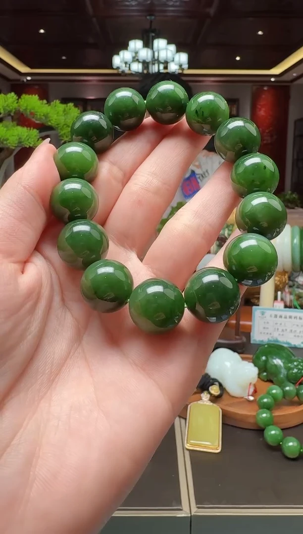 未镶嵌和田玉挂件by16