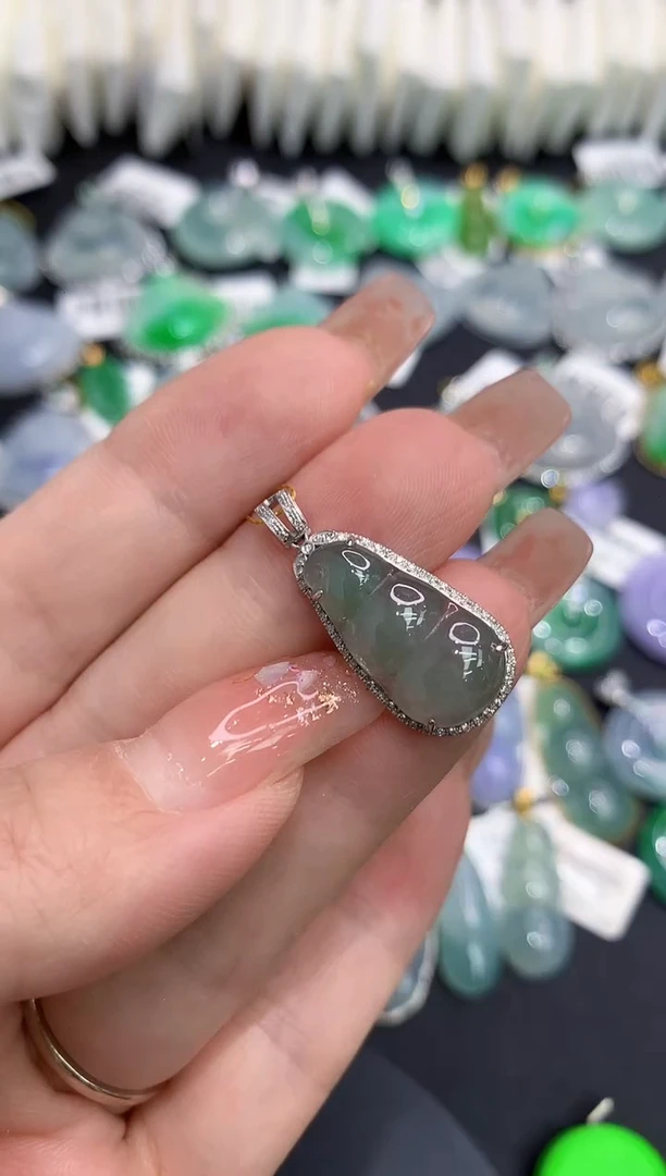 吊坠(不含链)18K金镶嵌翡翠111111111