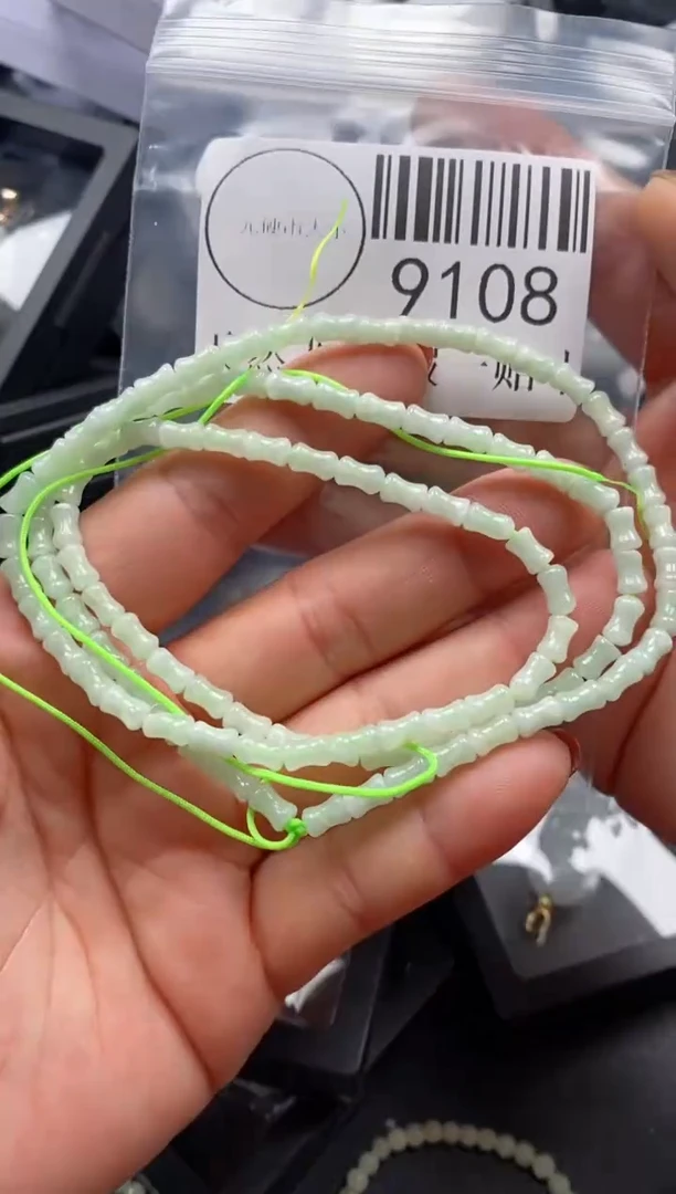 吊坠(不含链)未镶嵌翡翠9108