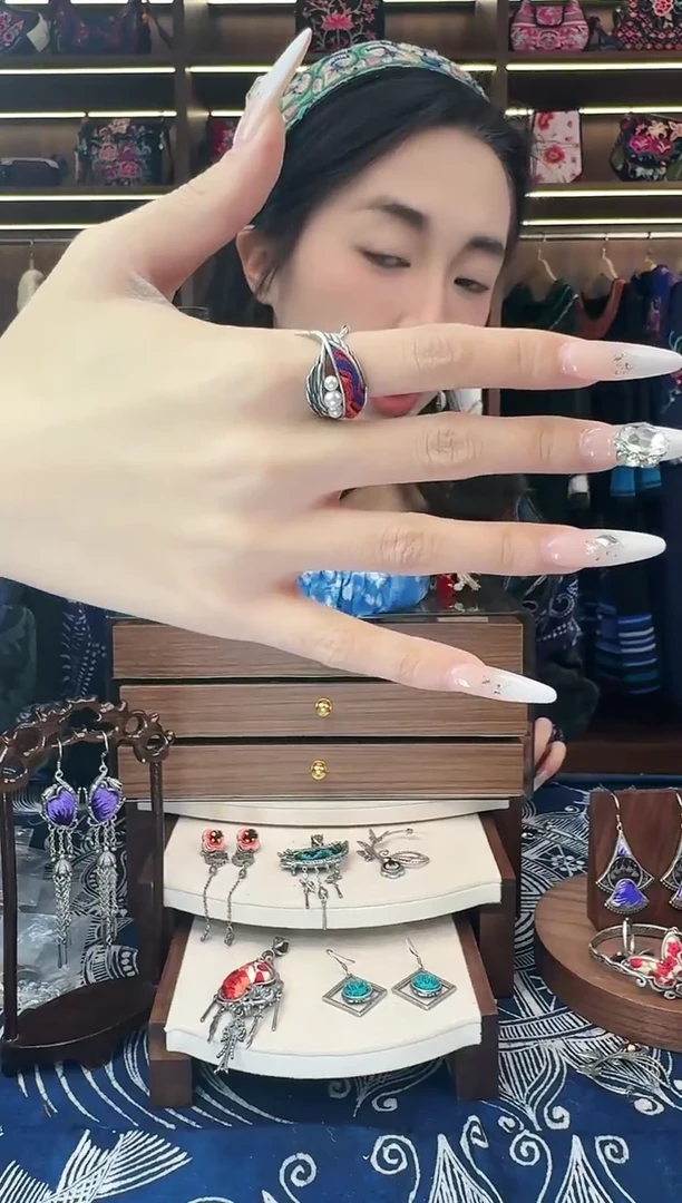 织绣517黔东南苗族刺绣