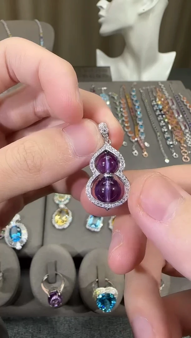 颈饰银S925镶嵌紫晶8mm吊坠葫芦设计款