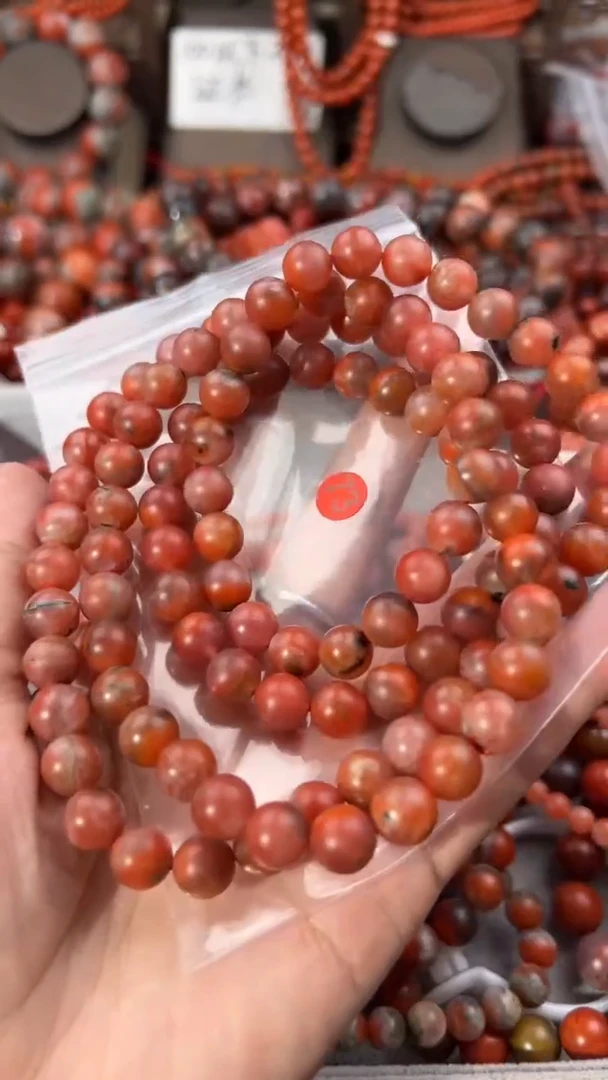 南红玛瑙手串未镶嵌9+