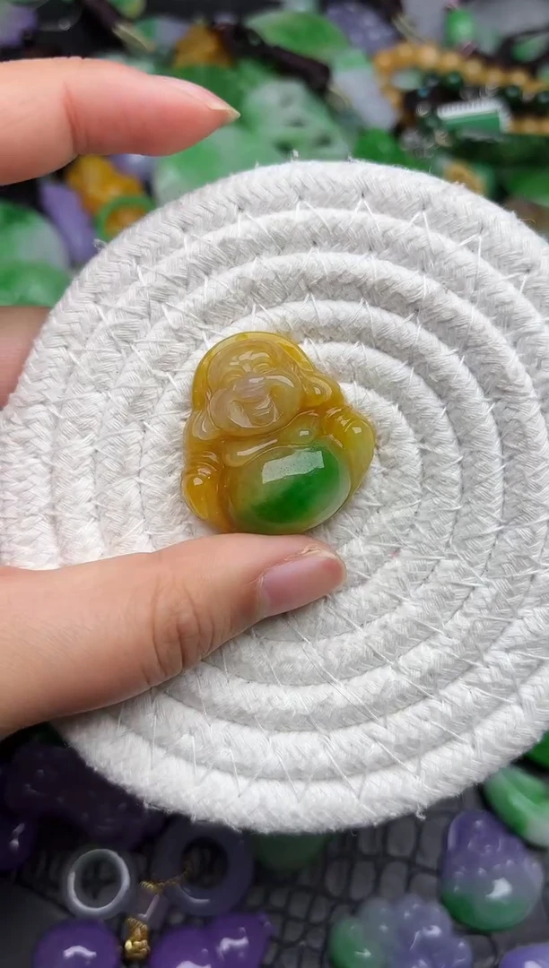 颈饰未镶嵌翡翠缅甸翡翠吊坠