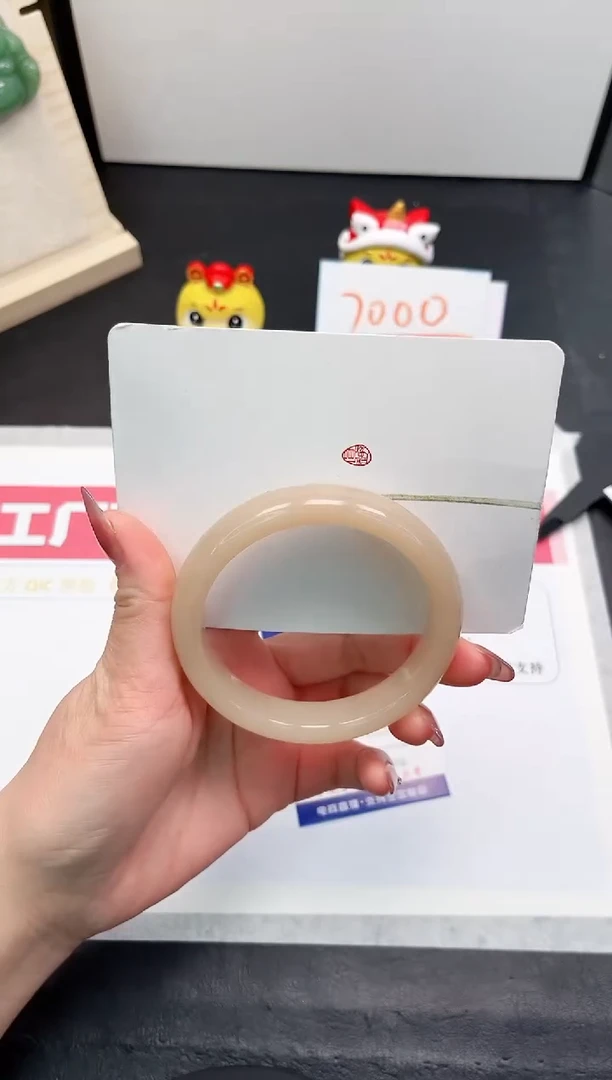 【闪购商品】石英质玉手镯未镶嵌58-62.1