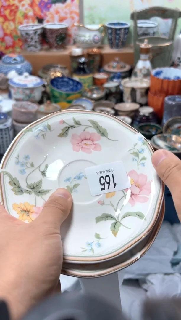 瓷片小**欢夏目海外回流瓷器中古品。