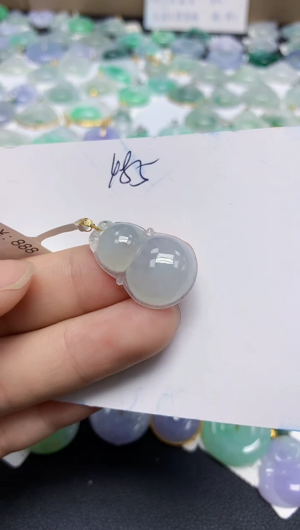 颈饰18K金镶嵌翡翠天然缅甸翡翠A货翡翠百元以上9元证书费自理