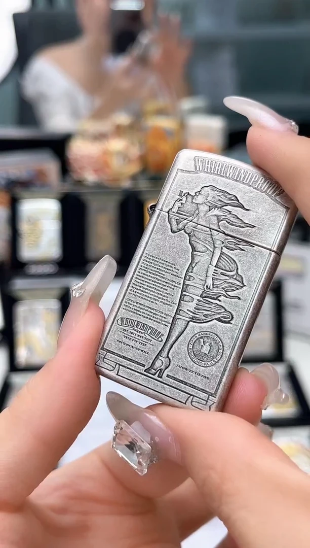 铜Zippo 窄机 古银风女