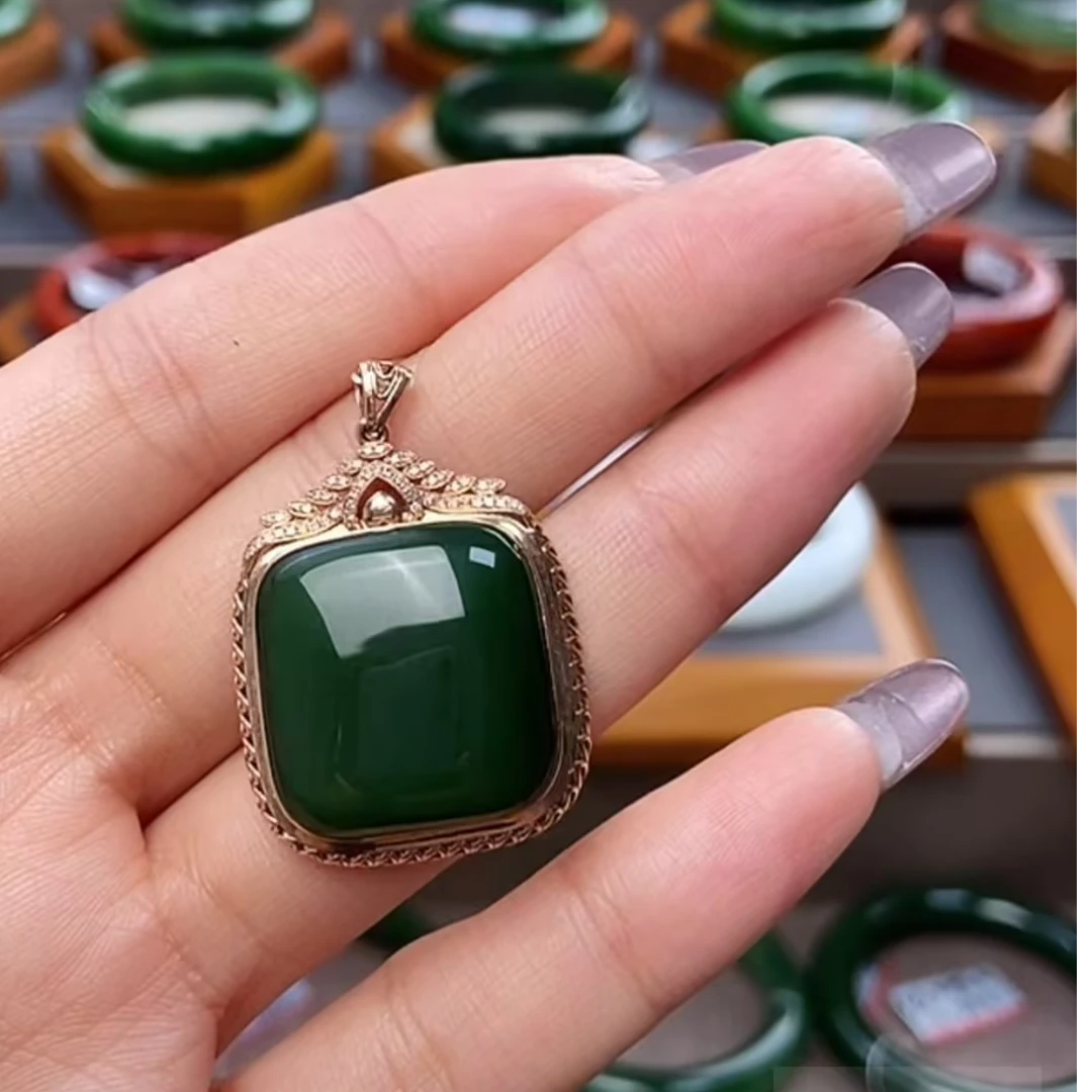 【君君推荐】18K金碧玉方糖吊坠