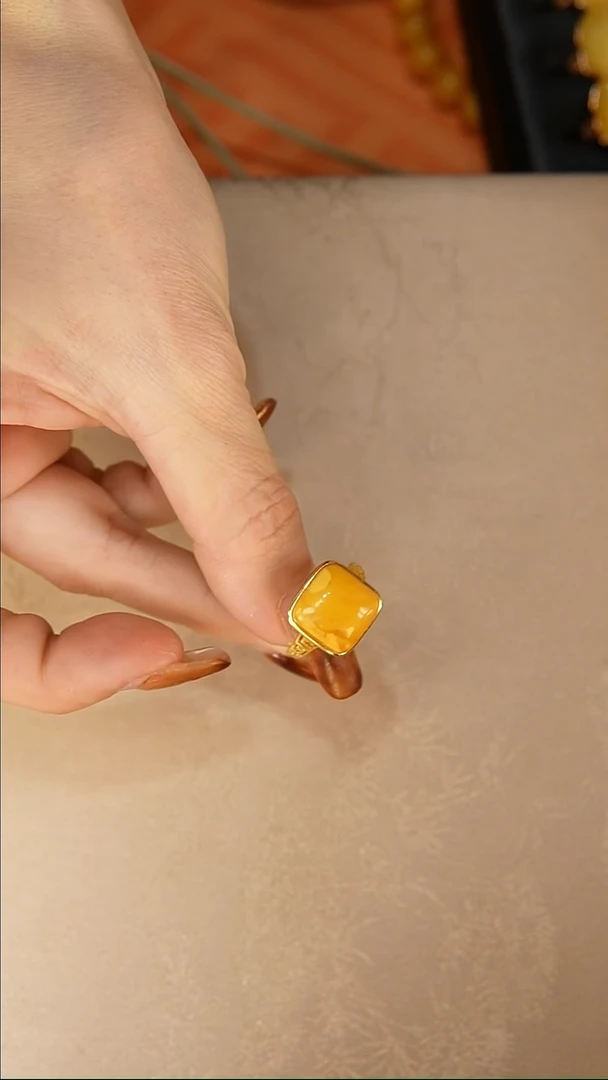 【闪购商品】琥珀戒指银S925镶嵌戒指